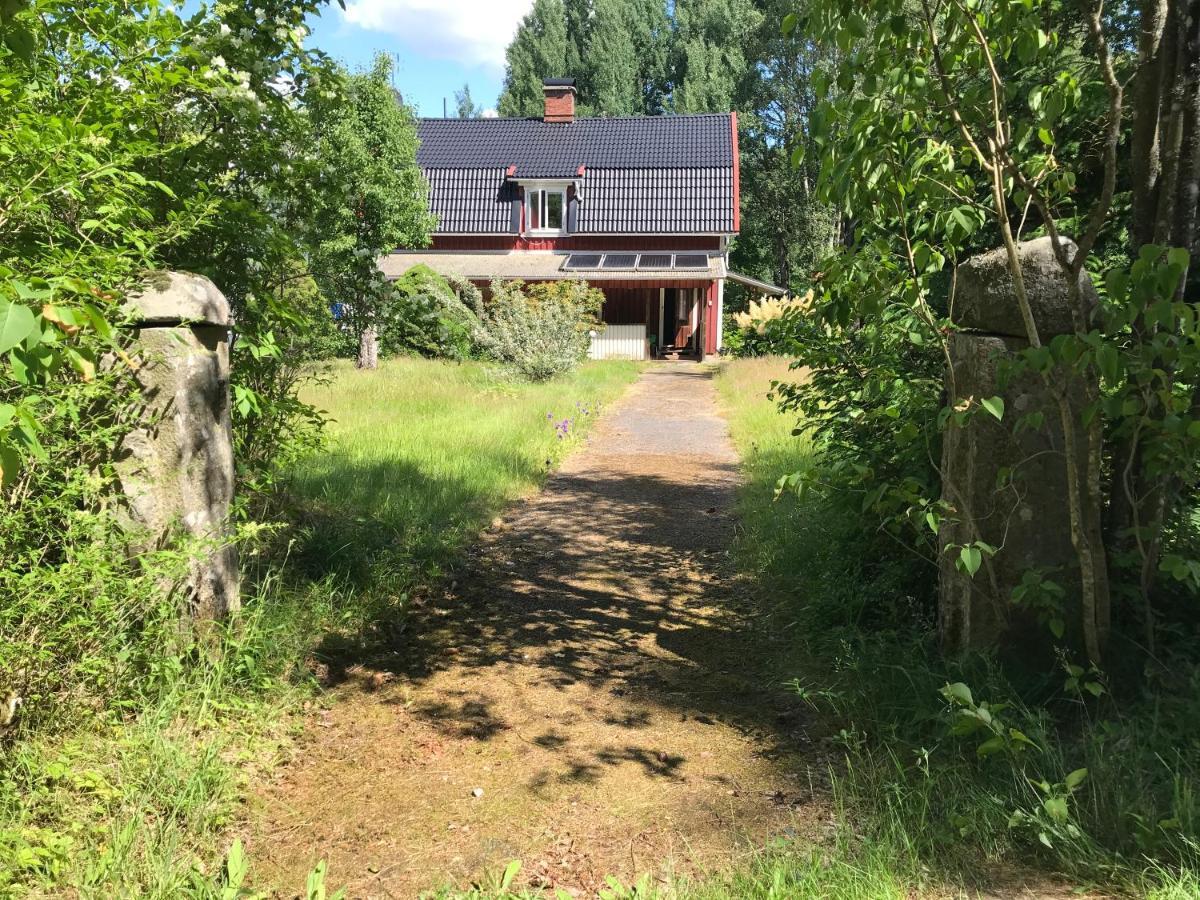 Spacious Accommodation, Close To Nature And Attractions Alvesta Bagian luar foto